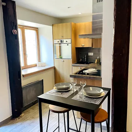 شقة Nouveau La Terrasse Des Remparts A إِجويشا